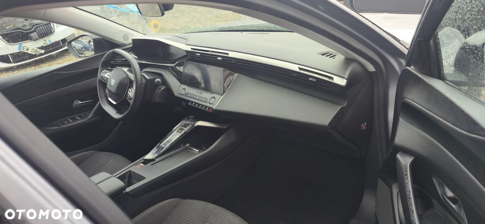 Peugeot 308 BlueHDi 130 EAT8 Style - 20