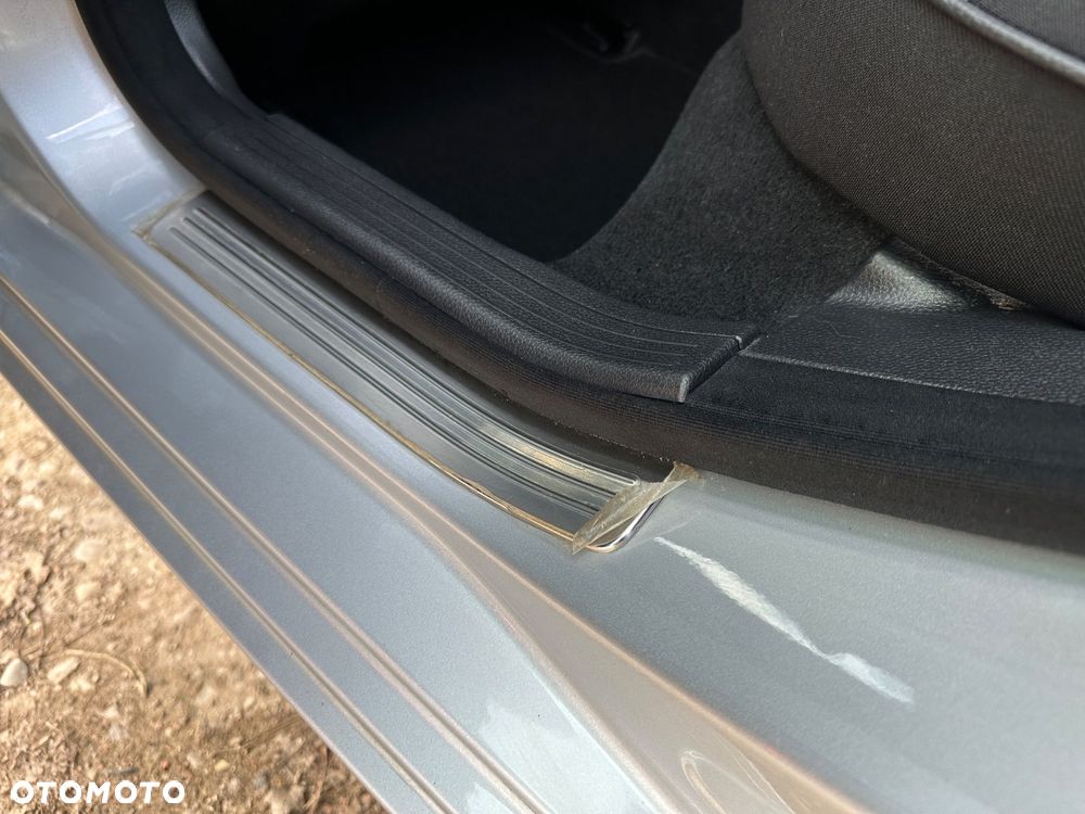 Mercedes-Benz Klasa C - 22