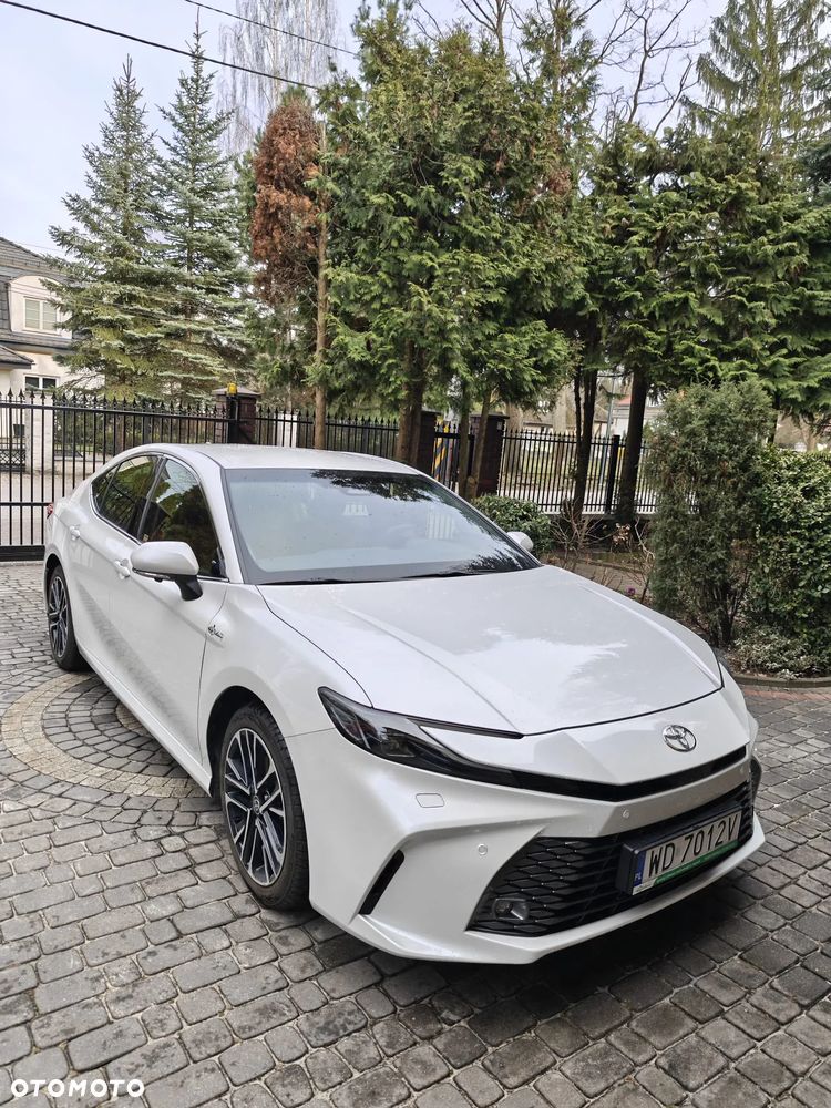 Toyota Camry 2.5 Hybrid Dynamic Force Executive e-CVT - 11
