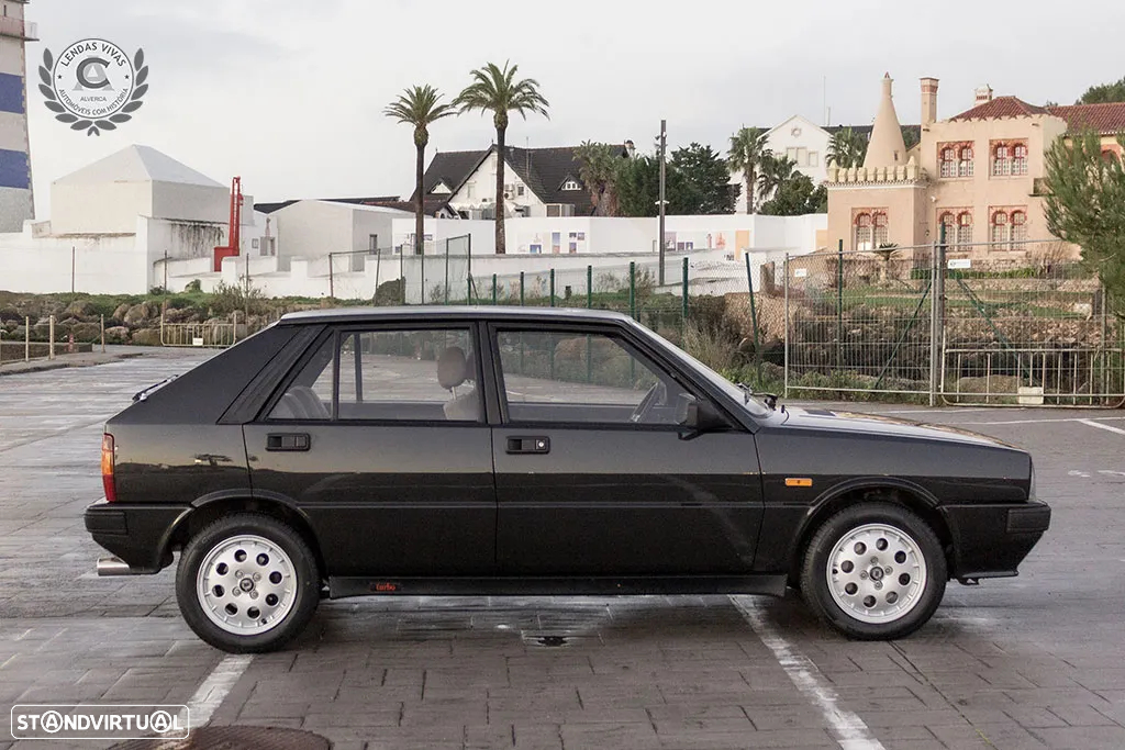 Lancia Delta 1.6 HF Turbo - 4
