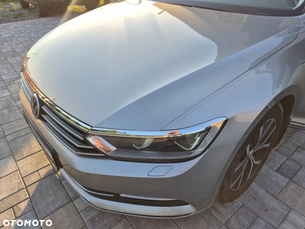Volkswagen Passat 2.0 TDI SCR 4Mot DSG Highline - 26
