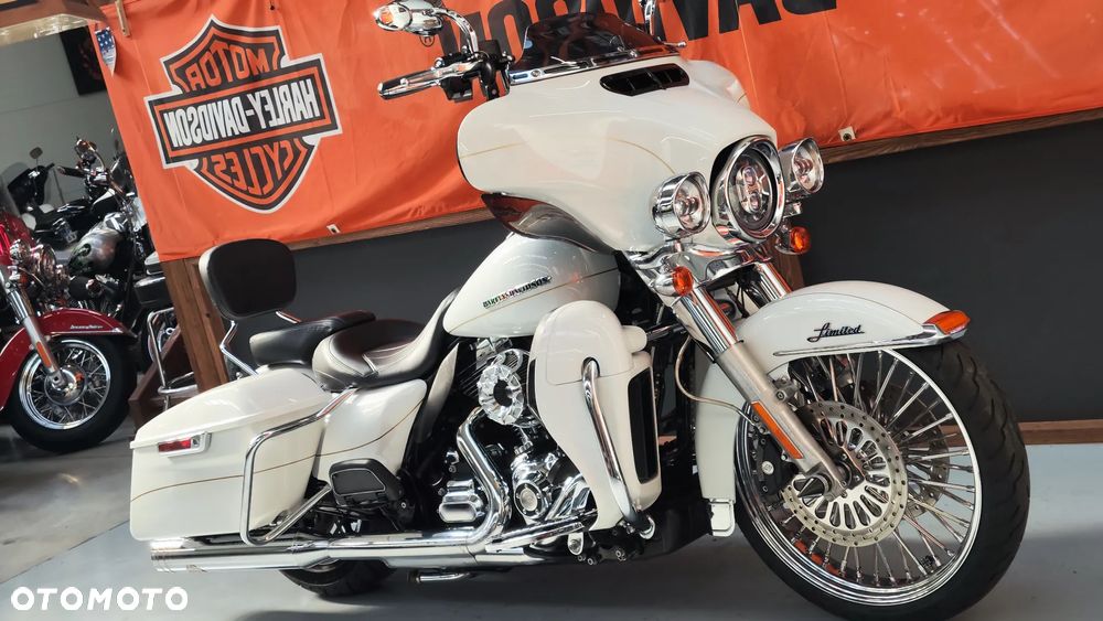 Harley-Davidson Touring Ultra Limited - 2