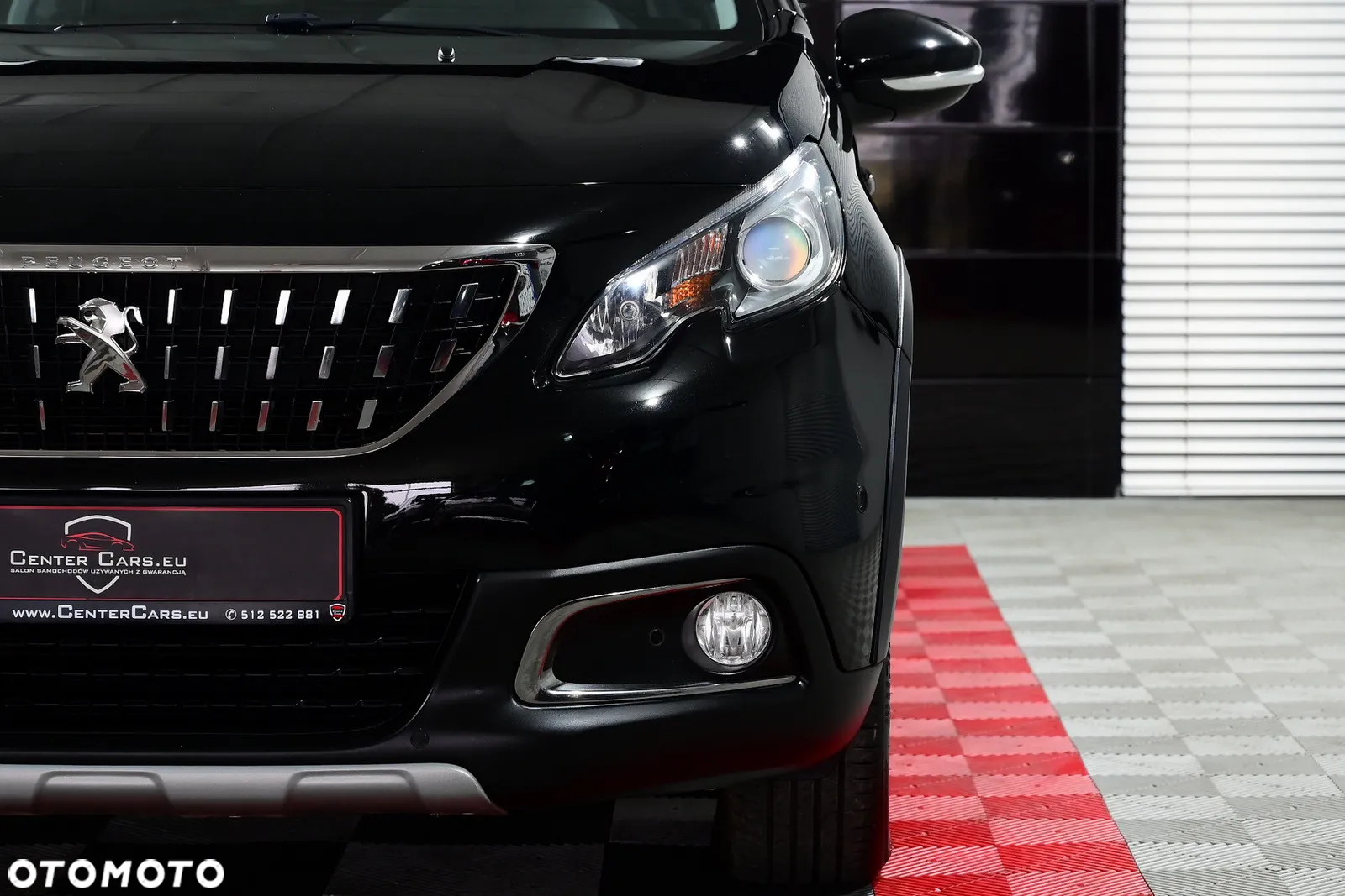 Peugeot 2008 1.2 Pure Tech Allure S&S - 39