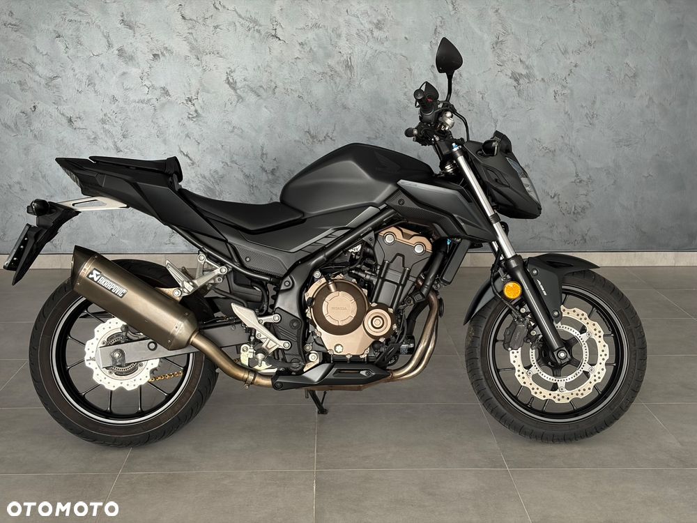 Honda CB - 1