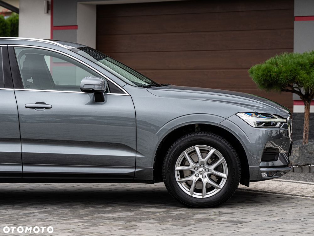 Volvo XC 60 D4 AWD Geartronic RDesign - 10