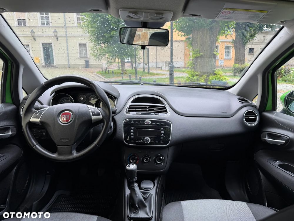 Fiat Punto 1.4 Young - 8