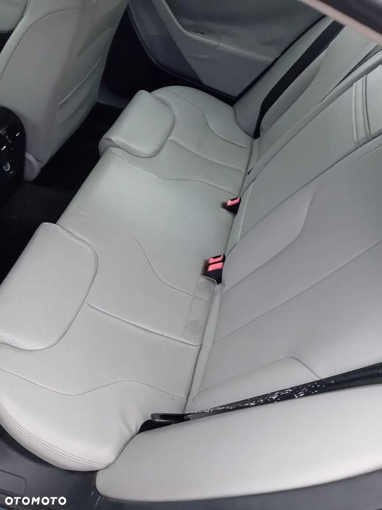 Volkswagen Passat - 7