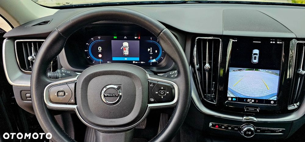 Volvo XC 60 B4 D Momentum Pro - 21