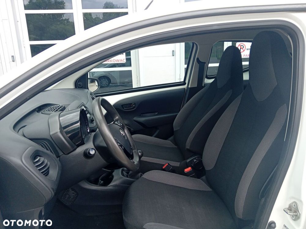 Toyota Aygo - 14