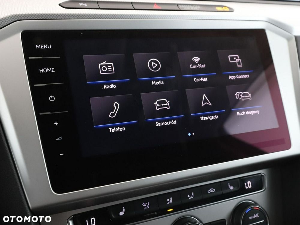 Volkswagen Passat Variant 1.6 TDI (BlueMotion Technology) DSG Comfortline - 24