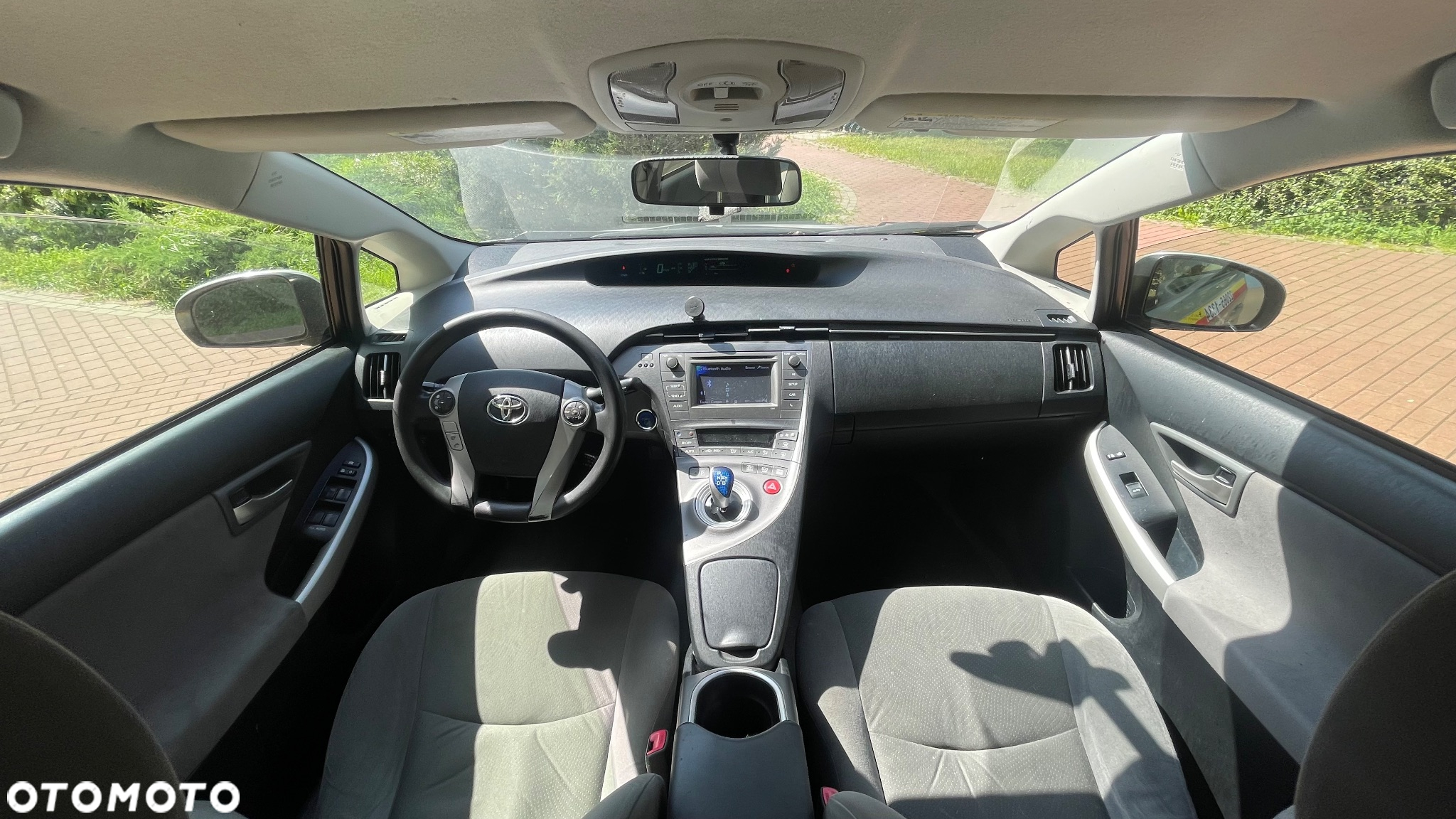 Toyota Prius 1.8 HSD Active - 17