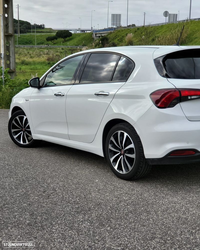 Fiat Tipo 1.3 M-Jet Lounge Tech - 2