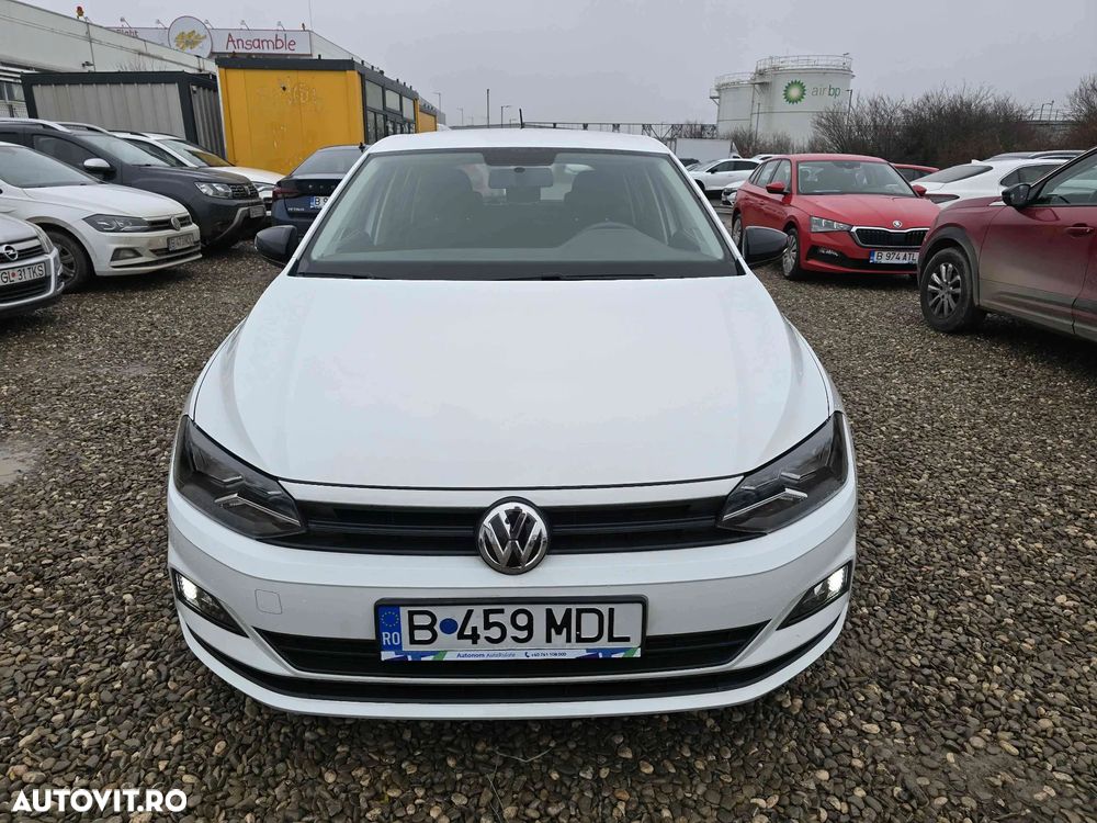 Volkswagen Polo - 1