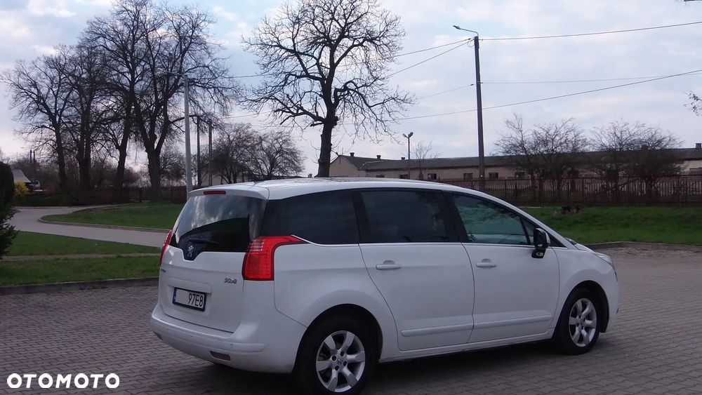 Peugeot 5008 1.6 HDi Premium - 5