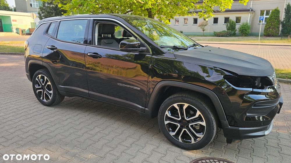 Jeep Compass - 4