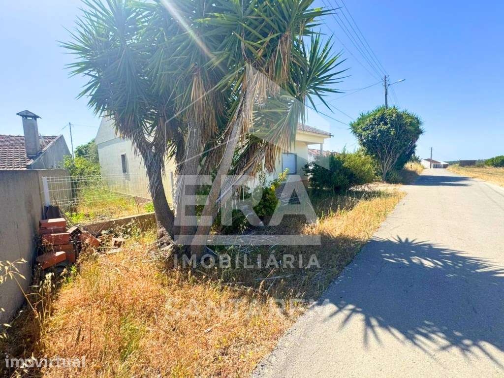 Propriedade com 2 moradias e terreno - Grande imagem: 2/22