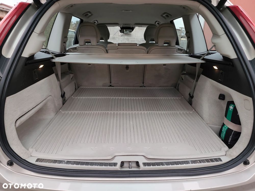 Volvo XC 90 ver-d5-scr-awd-inscription-7os - 5