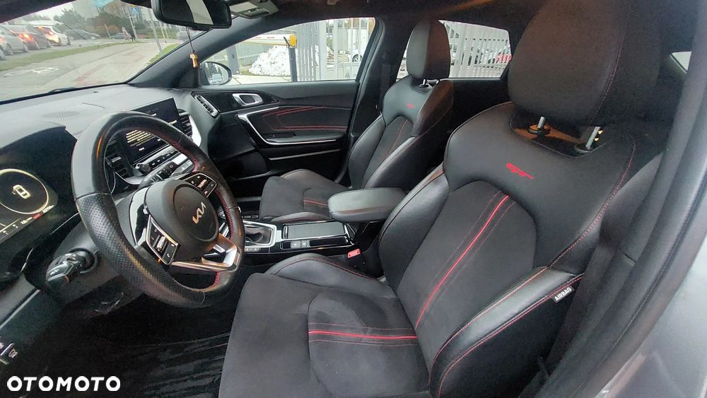 Kia ProCeed 1.6 T-GDI GT DCT - 6