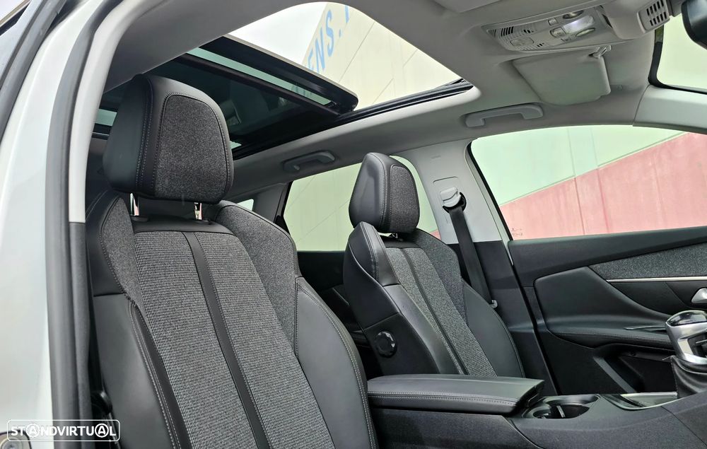 Peugeot 3008 1.2 PureTech Allure J18 - 12