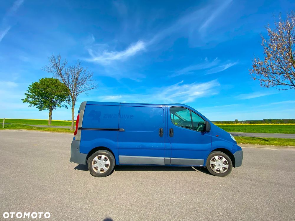 Renault TRAFIC - 12