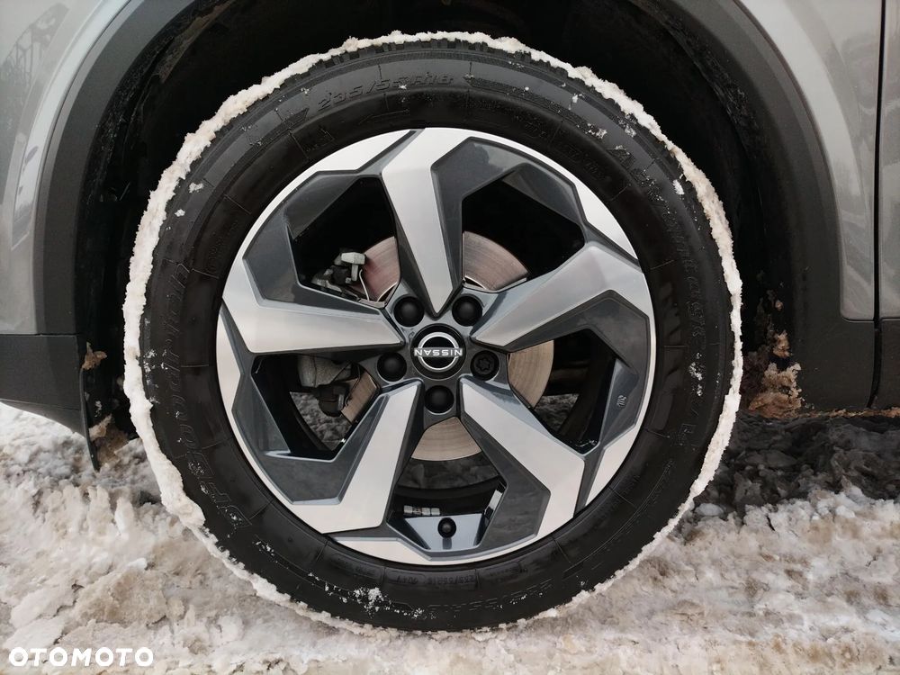 Nissan Qashqai 1.3 DIG-T MHEV N-Connecta Xtronic - 24