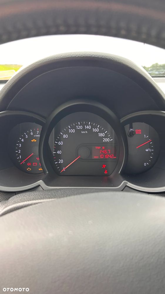 Kia Picanto - 8