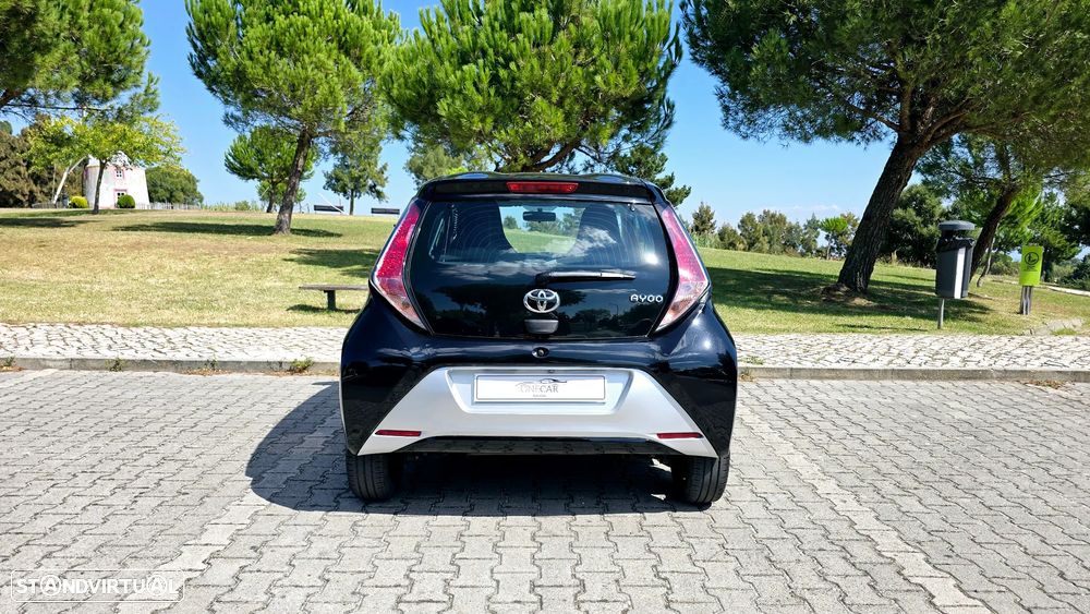 Toyota Aygo 1.0 X-Clusiv - 5