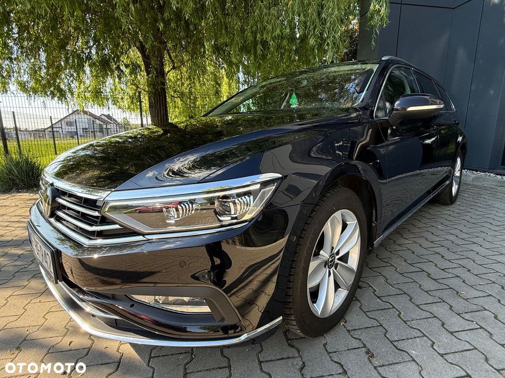 Volkswagen Passat Variant 2.0 TDI EVO Elegance DSG - 2