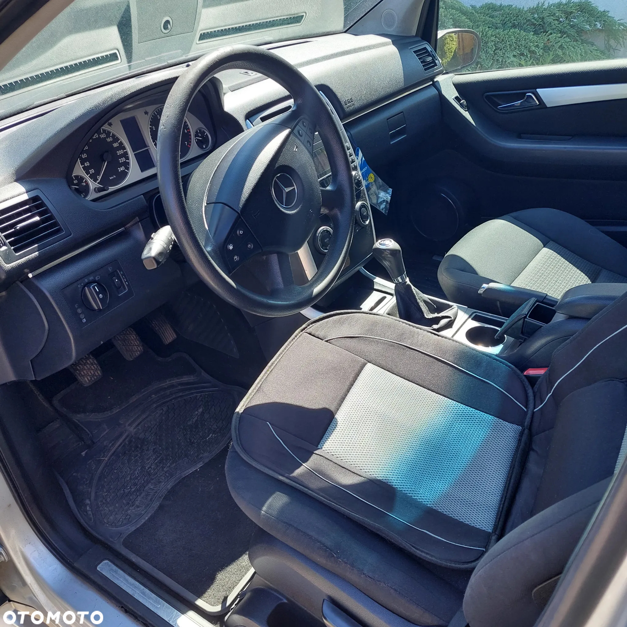 Mercedes-Benz Klasa B 150 - 6