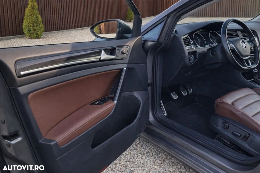 Volkswagen Golf 2.0 TDI 4Motion BlueMotion Technology Edition - 6