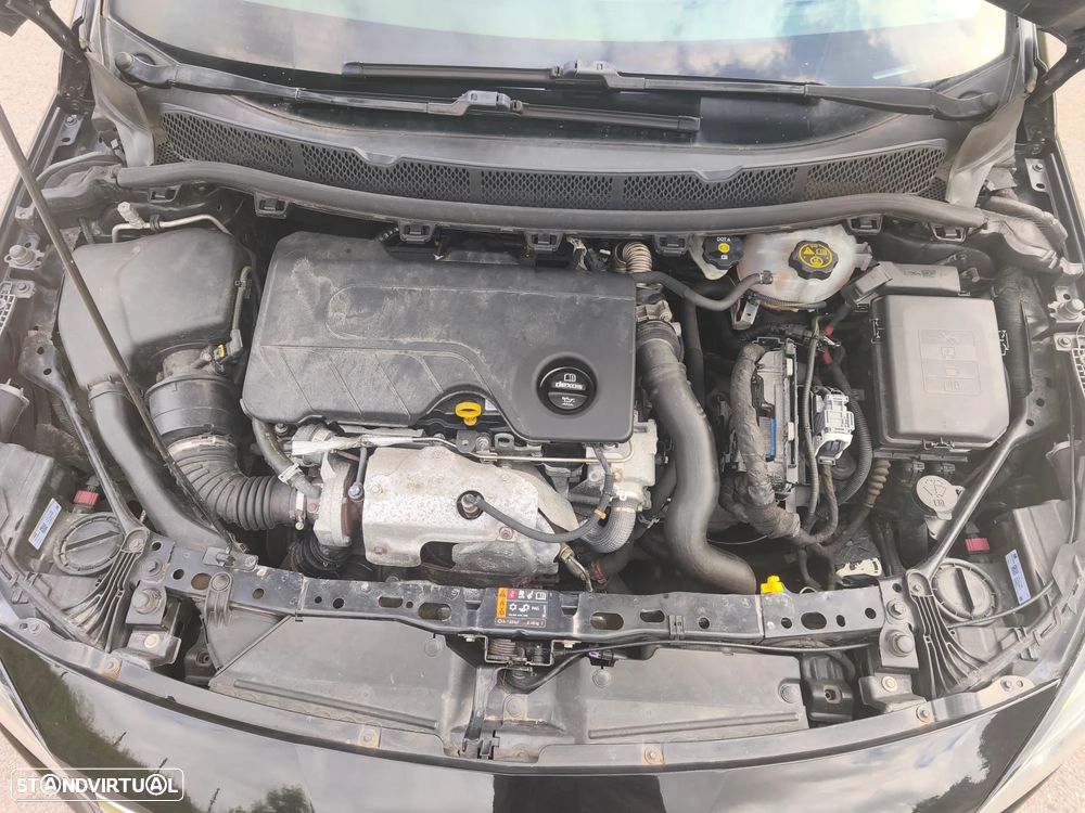Opel Astra Sports Tourer 1.6 D (CDTI) S&S Business - 11