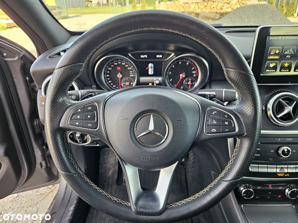 Mercedes-Benz Klasa A 180 (BlueEFFICIENCY) 7G-DCT Urban - 21