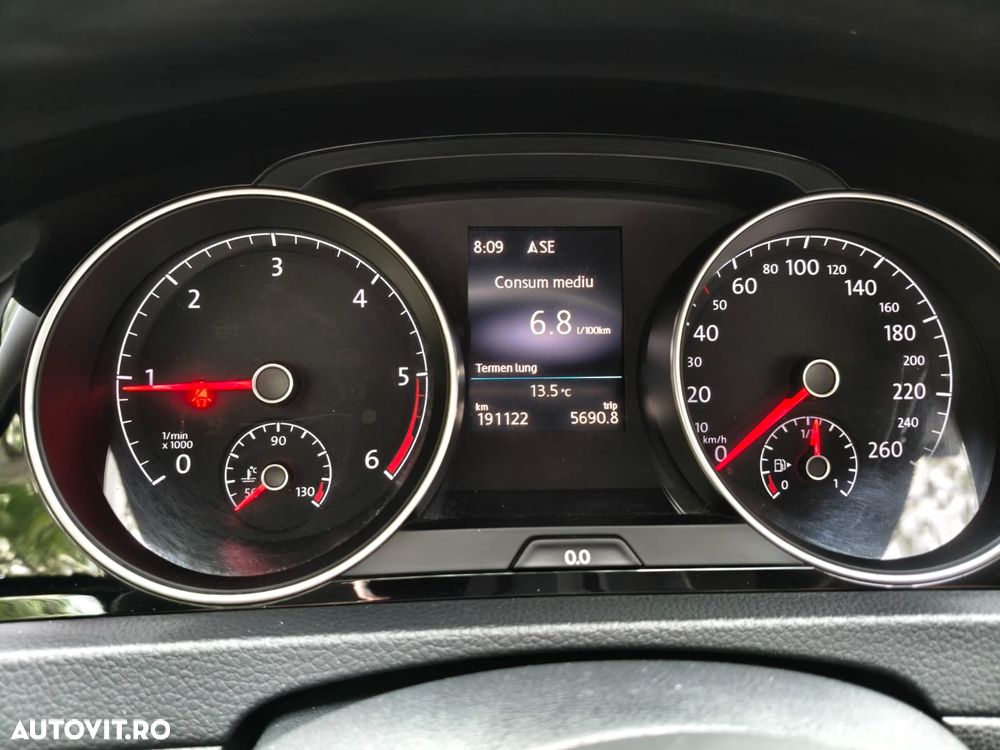 Volkswagen Golf 2.0 TDI Highline - 11