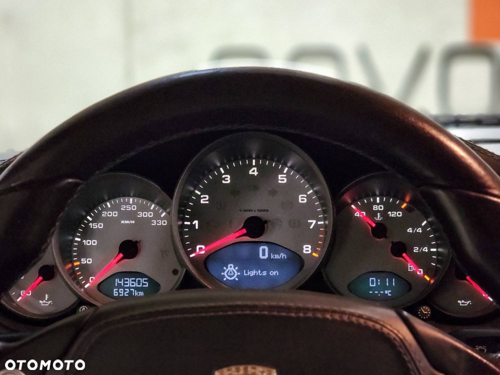 Porsche 911 Carrera S - 29
