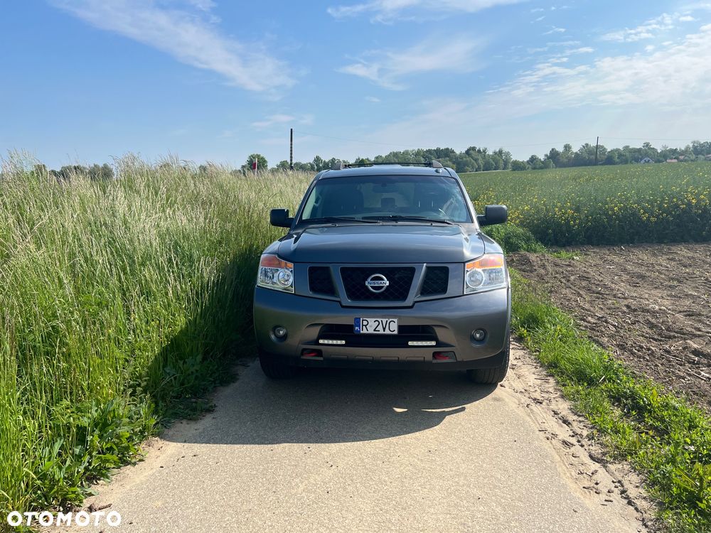 Nissan Armada - 1