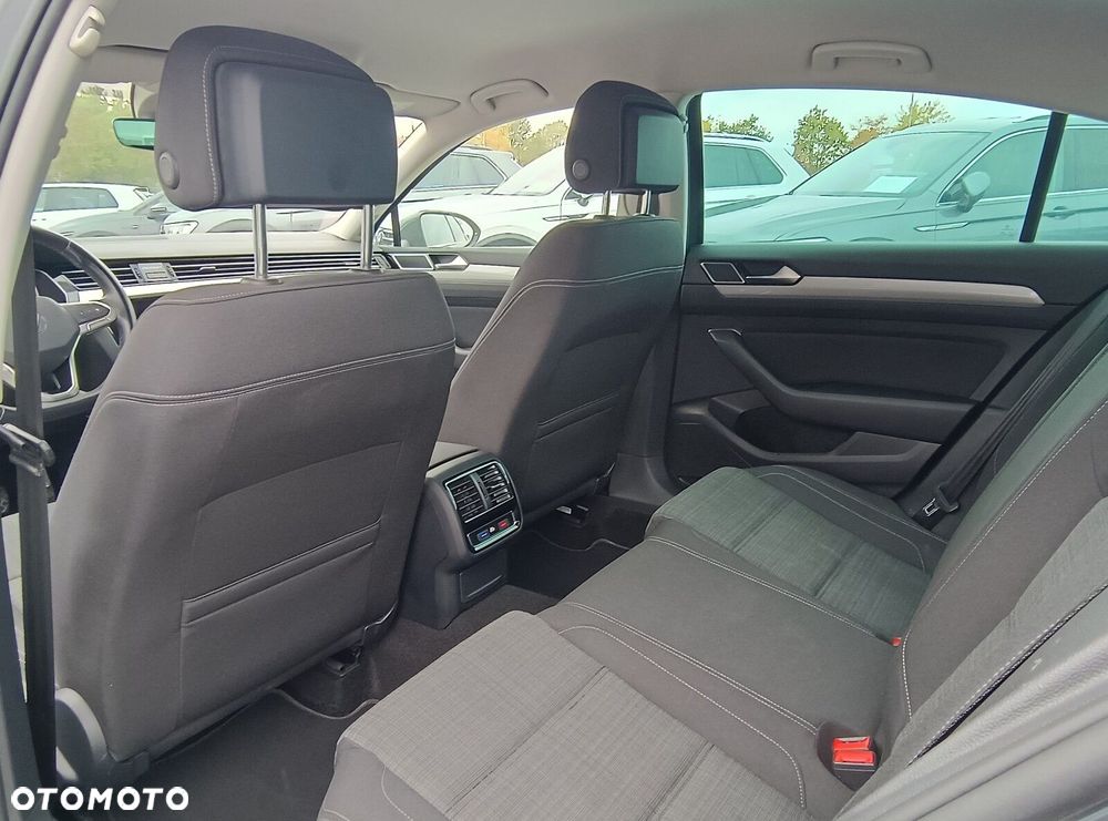 Volkswagen Passat 2.0 TDI EVO Business DSG - 14