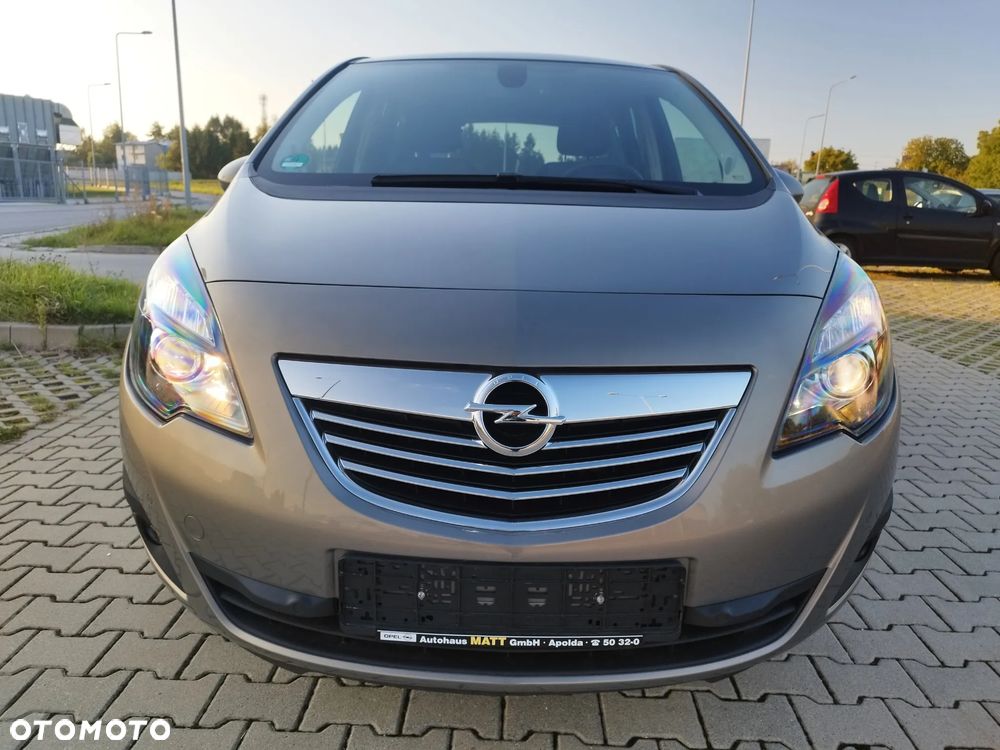 Opel Meriva 2010 photo 2