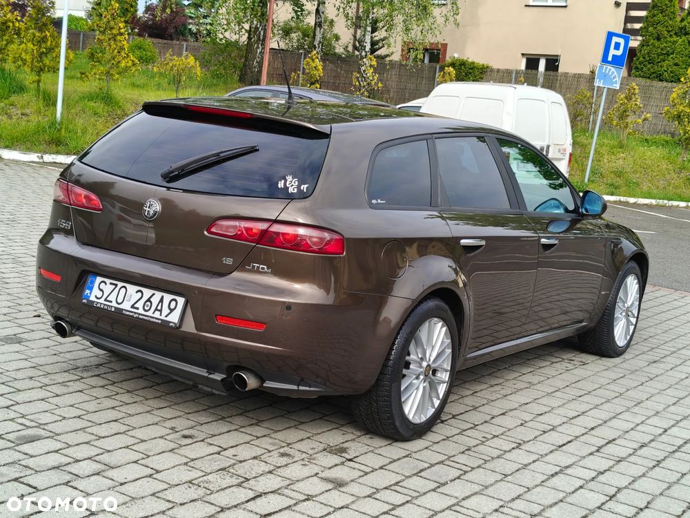 Alfa Romeo 159 1.9 JTDM 8V DPF Distinctive - 11