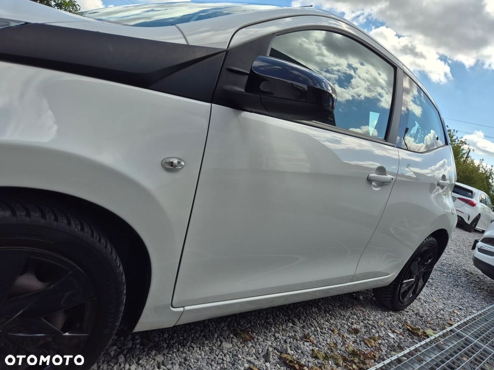 Toyota Aygo x-play Eco - 22