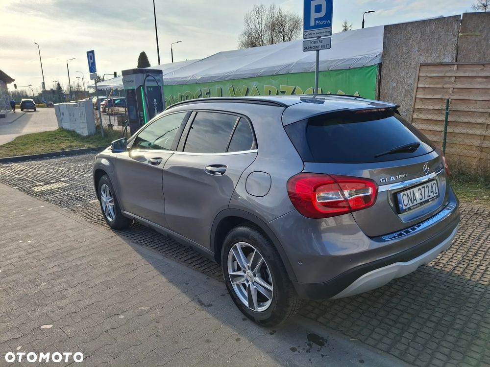 Mercedes-Benz GLA 180 7G-DCT Edition 1 - 6
