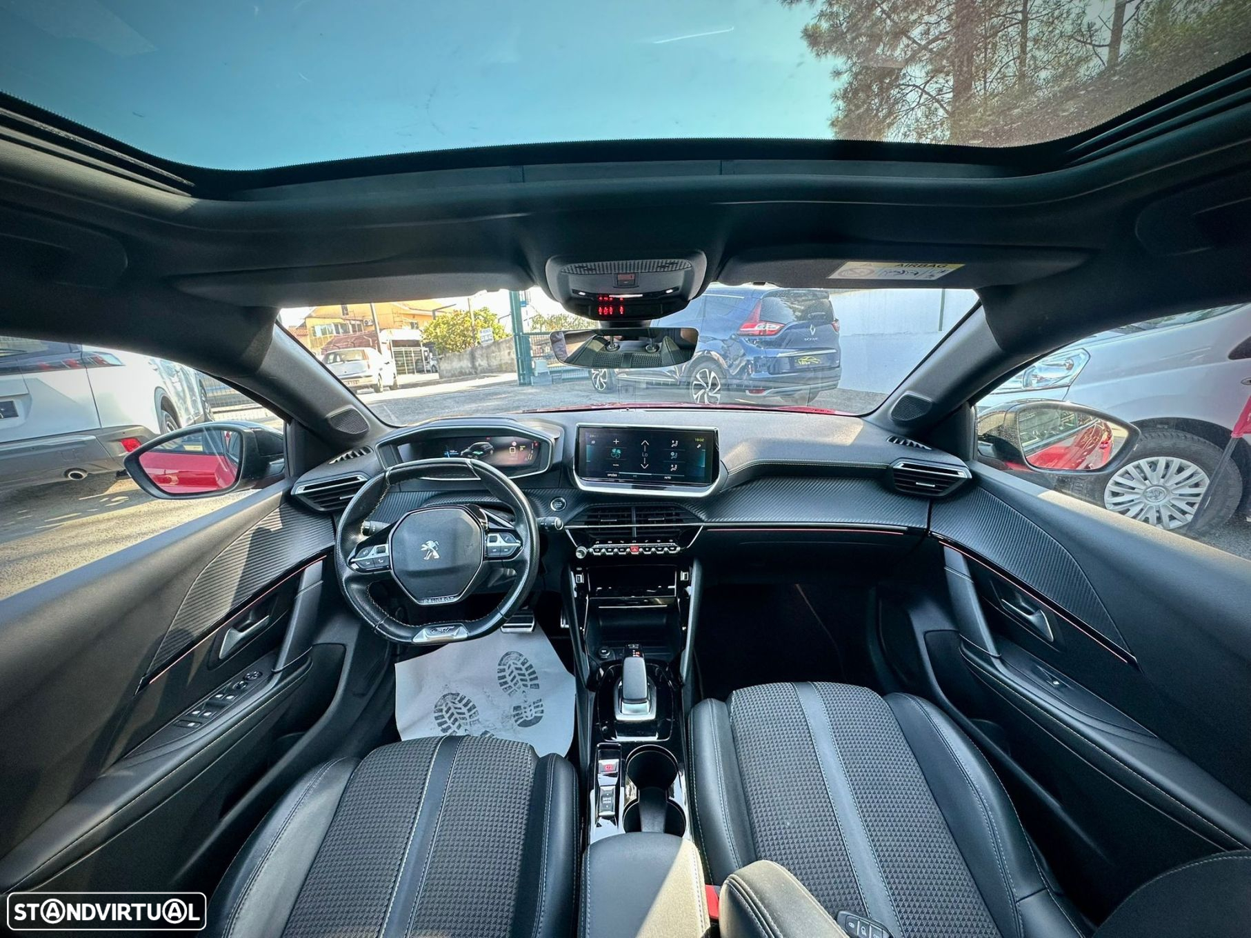 Peugeot e-208 50 kWh GT Line - 10