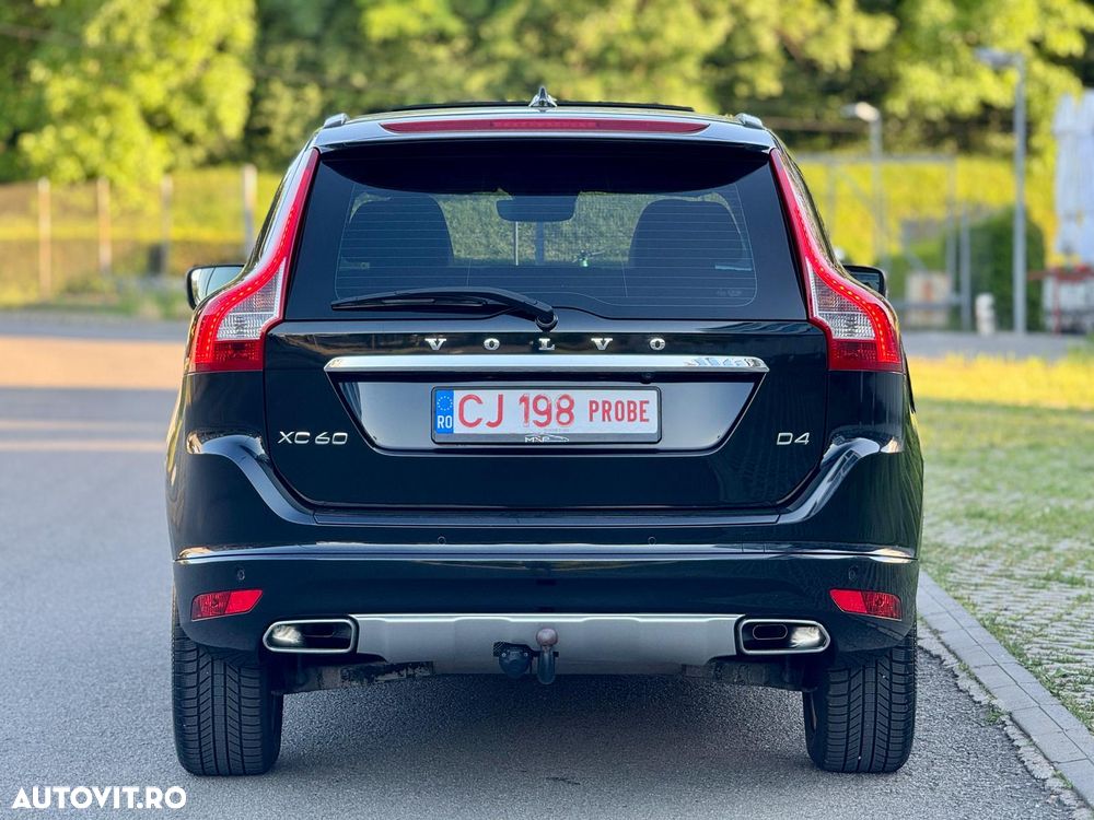 Volvo XC 60 D4 Geartronic Summum - 10