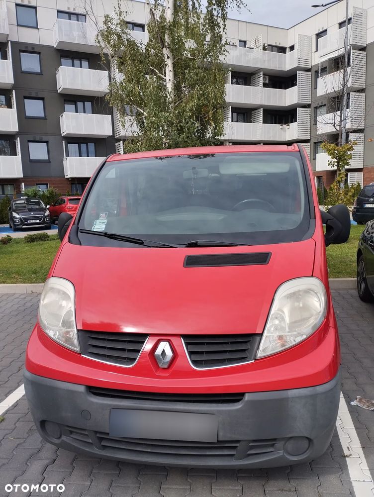 Renault Trafic 2011 photo 3