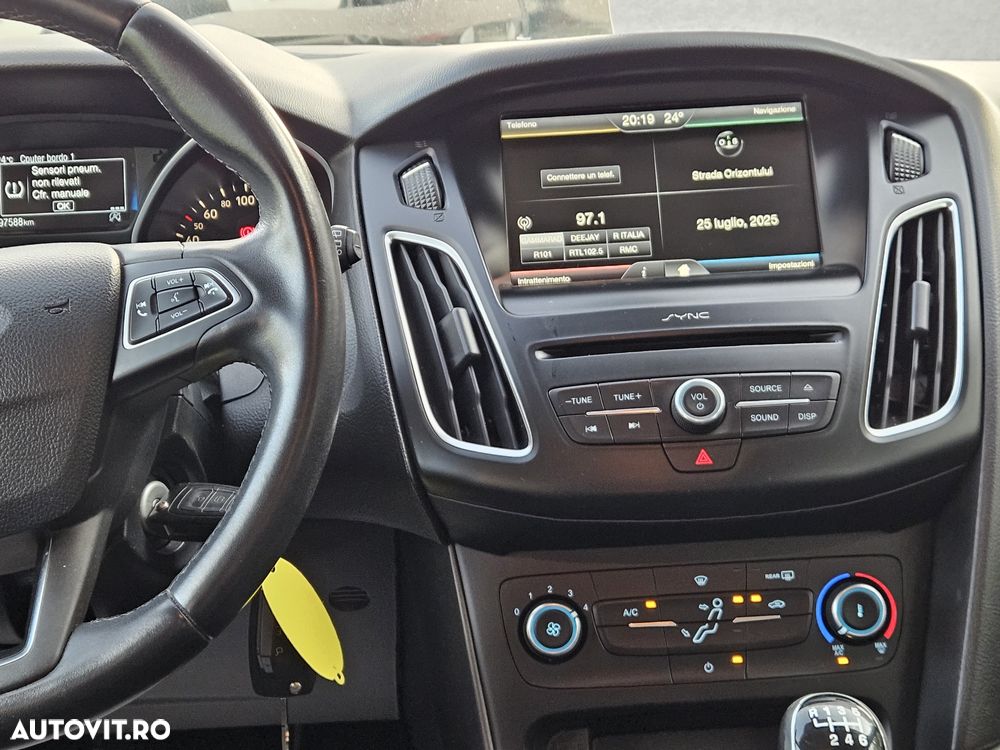 Ford Focus 1.5 EcoBlue Start-Stopp-System TITANIUM X - 5