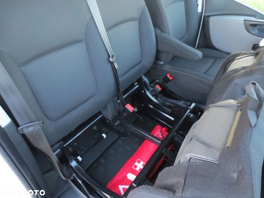 Renault Trafic - 15