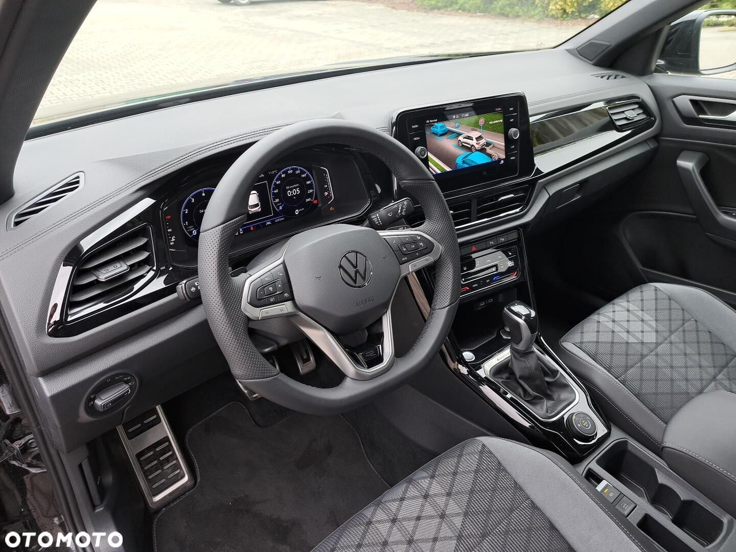 Volkswagen T-Roc - 9