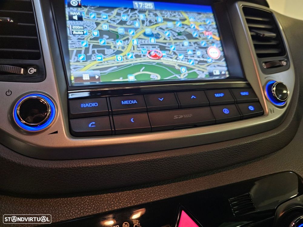 Hyundai Tucson 1.7 CRDi Premium DCT - 14