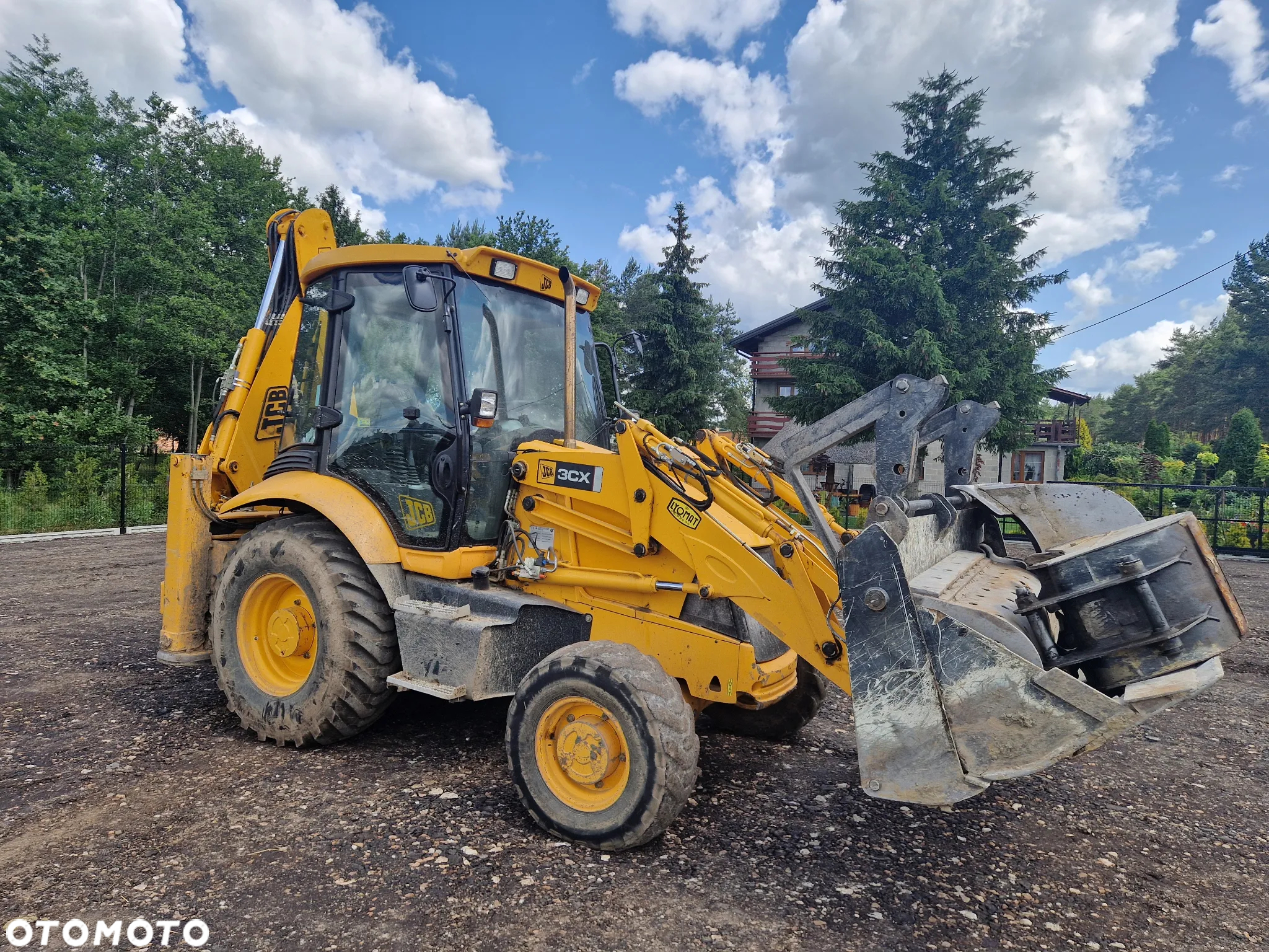 JCB 3CX - 25