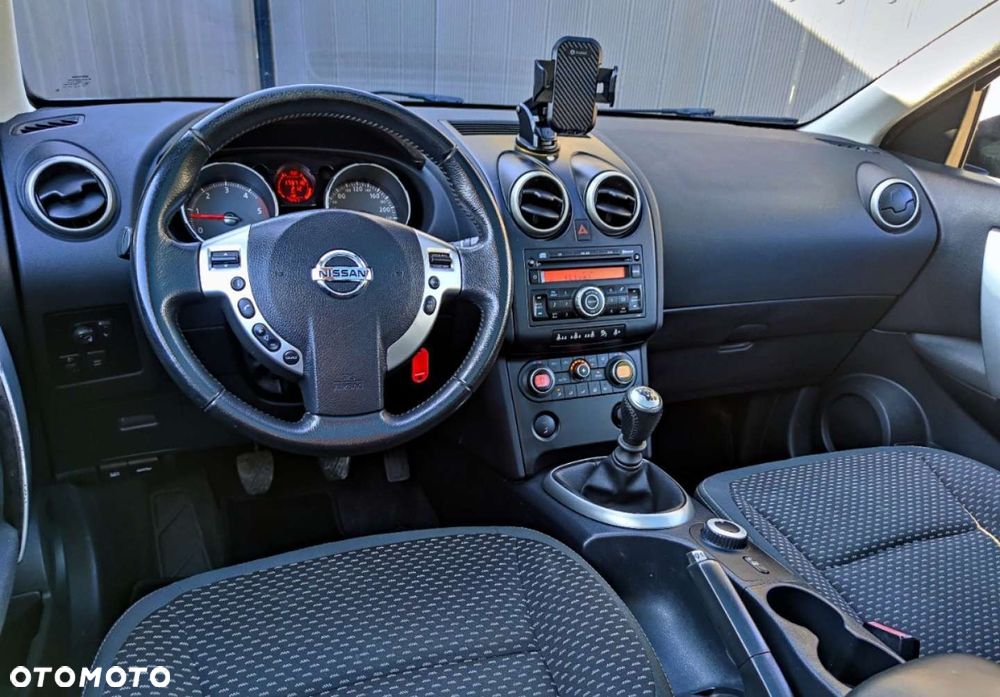 Nissan Qashqai+2 - 21