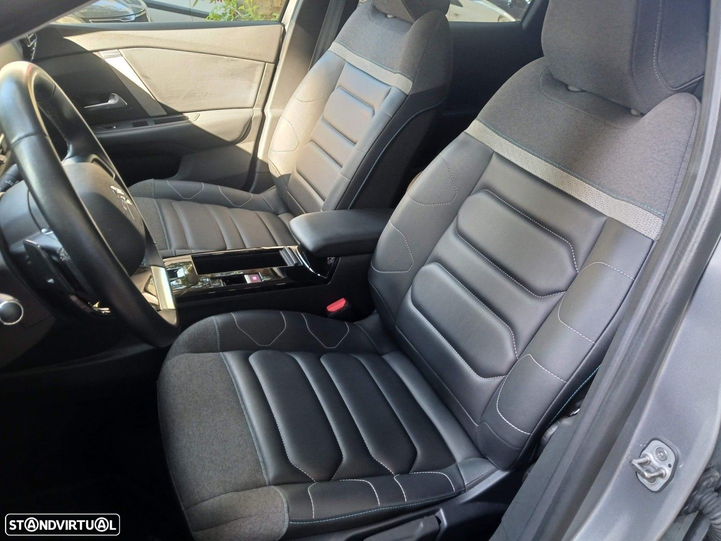 Citroën C4 1.5 BlueHDi Shine Pack EAT8 - 31